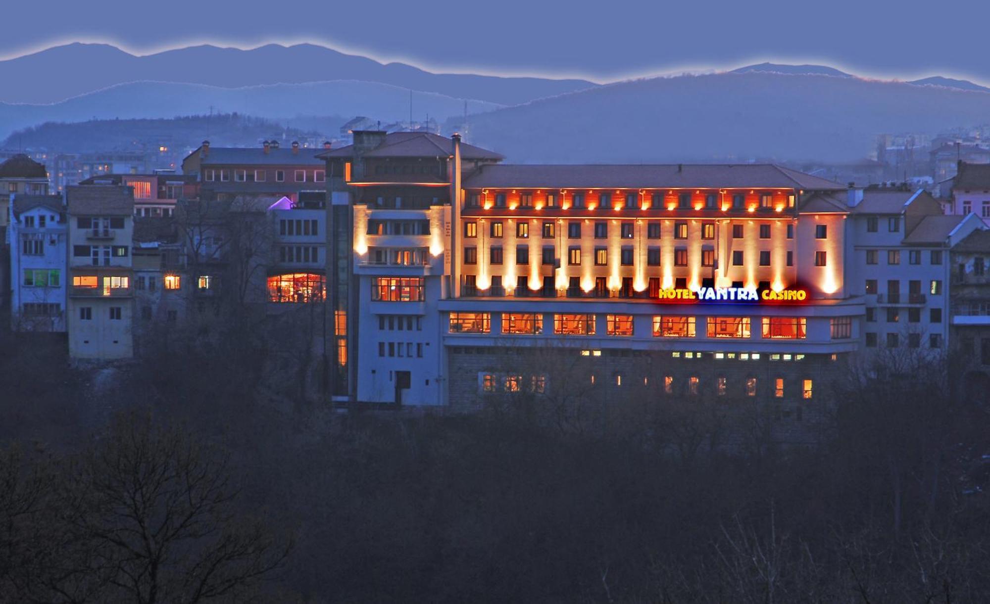 Yantra Grand Hotel Veliko Tărnovo Esterno foto